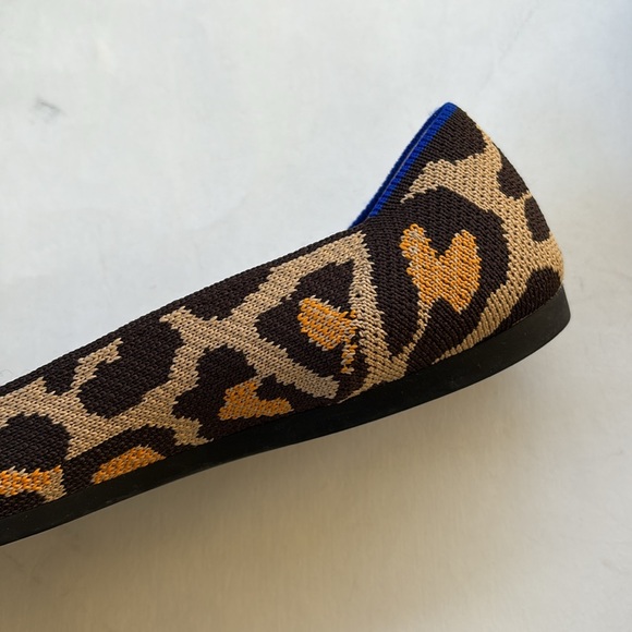 Rothy’s The Point Leopard Flats Size 8 - Picture 4 of 9